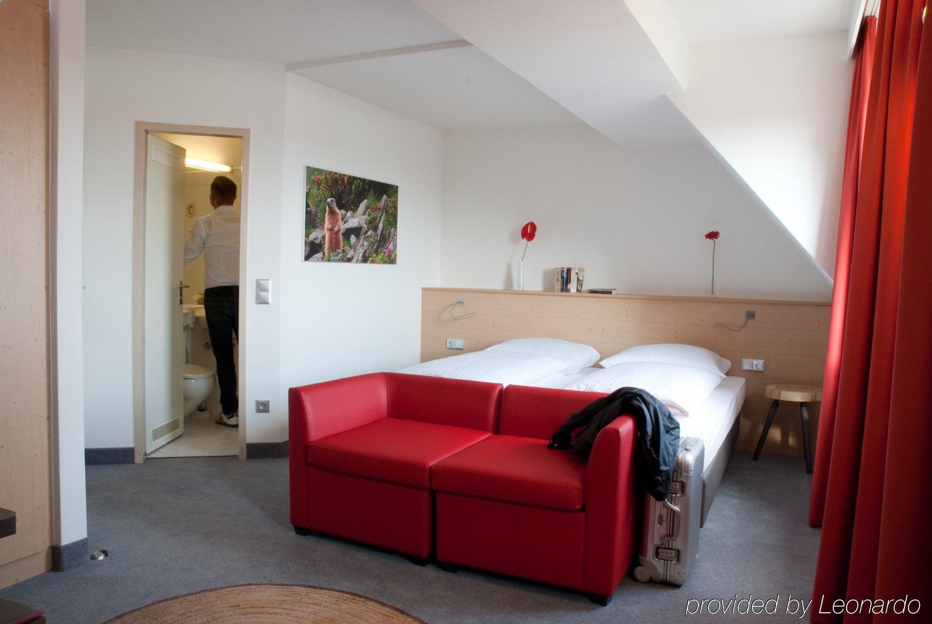 Sure By Western Hauptbahnhof Hotel 3*
